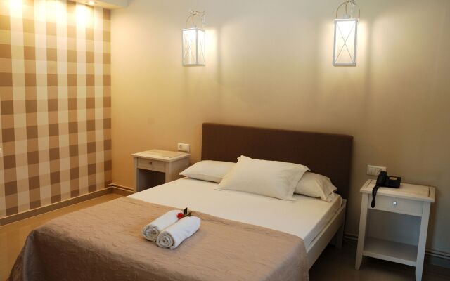 Ariadnes Holiday Accommodation