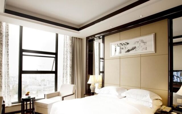 Jinhe Hotel