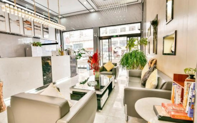 Fanbo Hotel