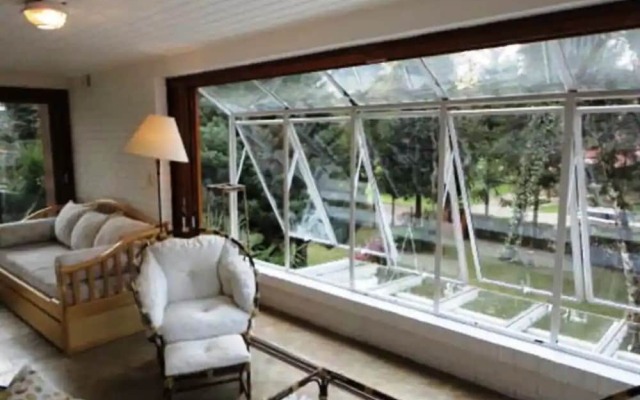 Casa 11 pessoas - ampla belo jardim