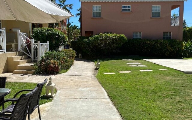 Inviting 2-bed Apartment West Coast Private