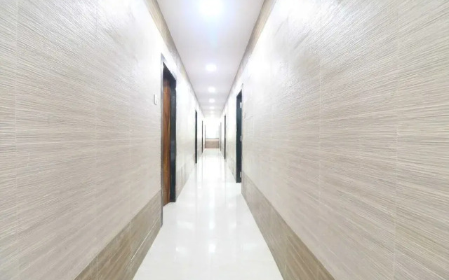 Hotel Vallabha Residency