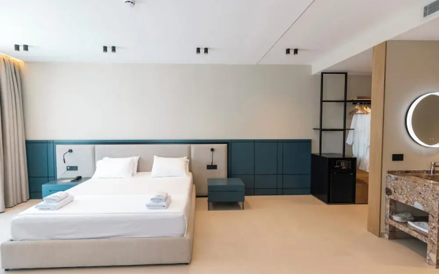 Green Light Hotel