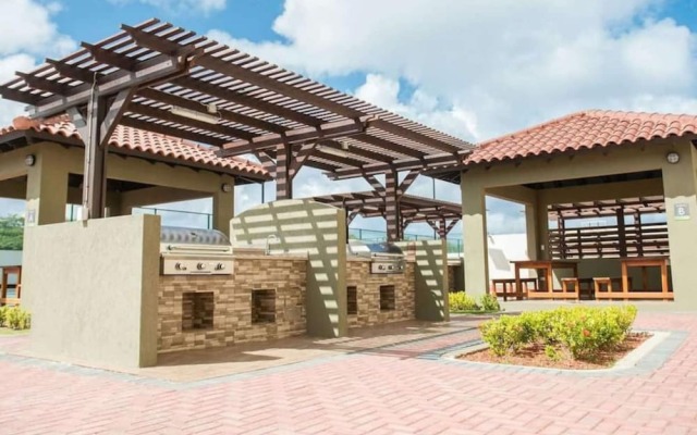 One Bedroom Ground Floor With a Pool View