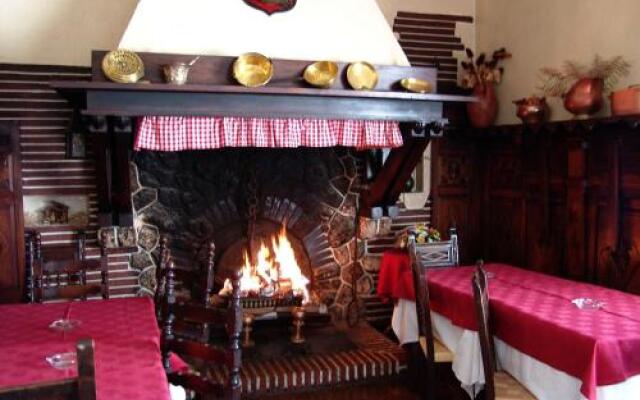 Hostal Ayestaran II