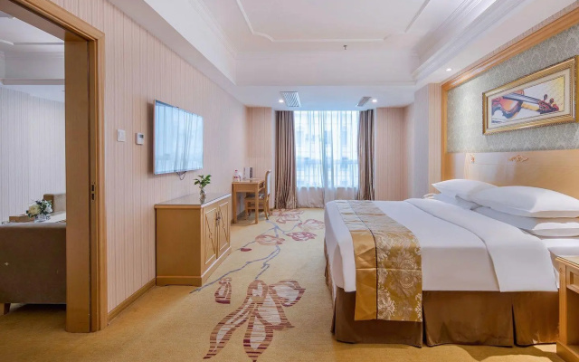 Vienna Hotel Guangxi Nanjing Nanhu Park – Guest Rooms – Nanning