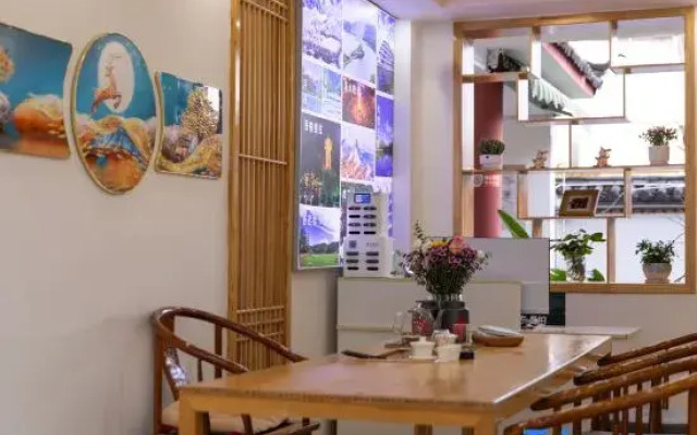 Lijiang Yihe Light Luxury Homestay (Lijiang Ancient City South Branch)