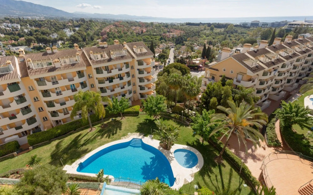 Apartamentos Señorío de Aloha
