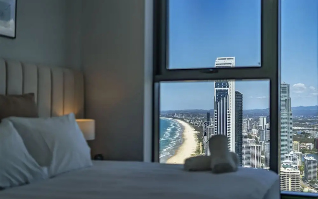 Ocean Surfers Paradise - GCLR
