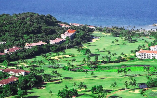 Fairways and Bluewater Boracay