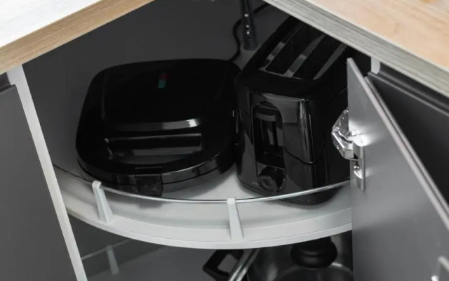 Spacious House 100m2 with Garden, Grill and Parking