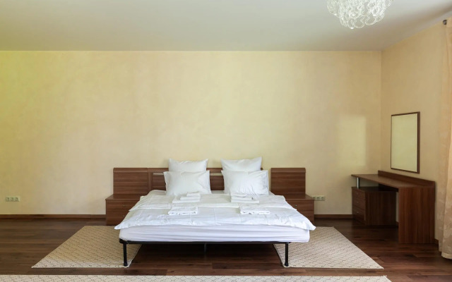 Дом Звезда 2000