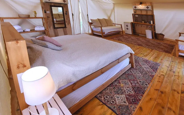 Colonia Rest House Glamping