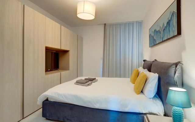 Superlative Penthouse With Valletta and Harbour Views