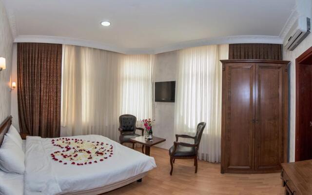 Goldensandgate Hotel