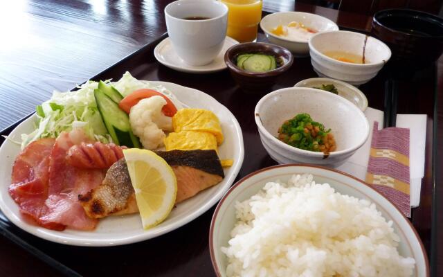 Hotel Peace Island Naha