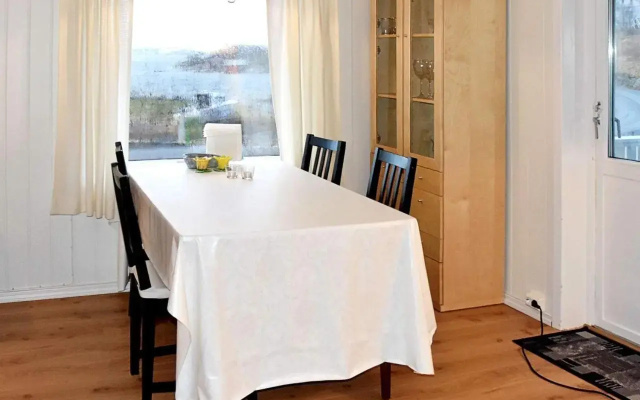 8 Person Holiday Home in Revsnes