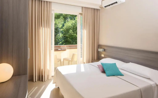 Hotel Crystal