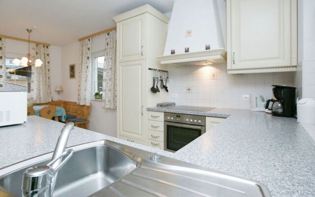 Luxurious Holiday Home in Fügen Near Ski Area