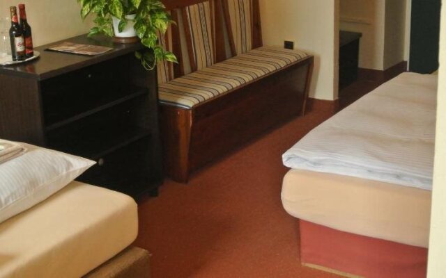Hotel u Budvaru