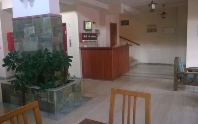 Moustakis Hotel