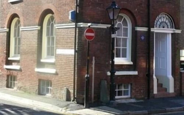 The Merchant House