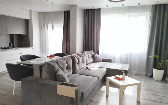 Origami на улице Генерала Буткова 20