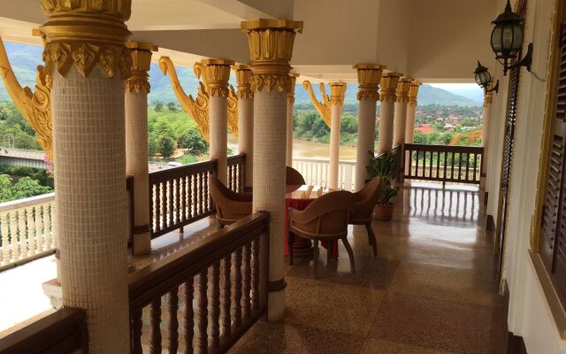 Champa Palace Hotel