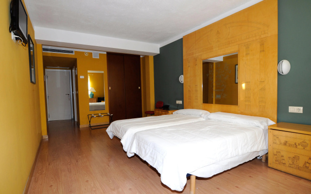 Hotel AHC Cáceres