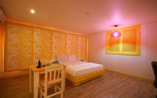 Gumi Okgye Well Time