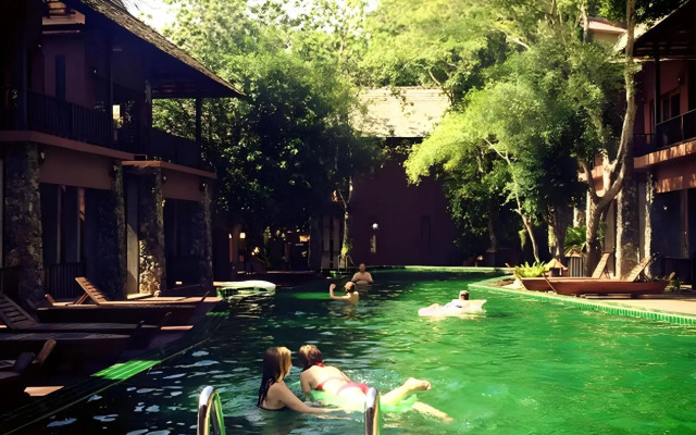 Koh Tao Beach Club