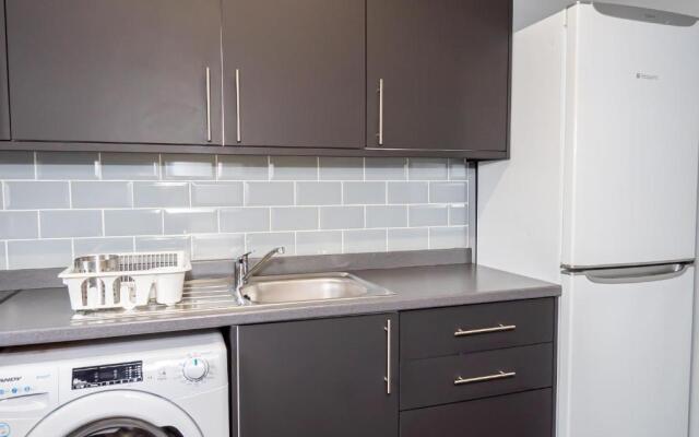 Shirley House 3 Guest House Self Catering