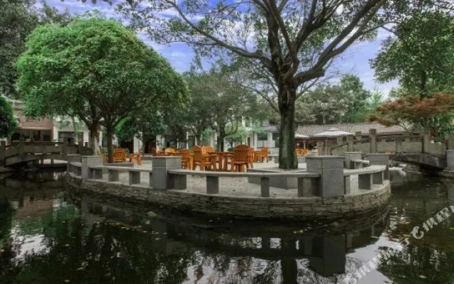 Jinghua Garden Hotel
