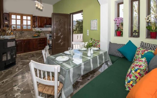 House with view in Kissamos