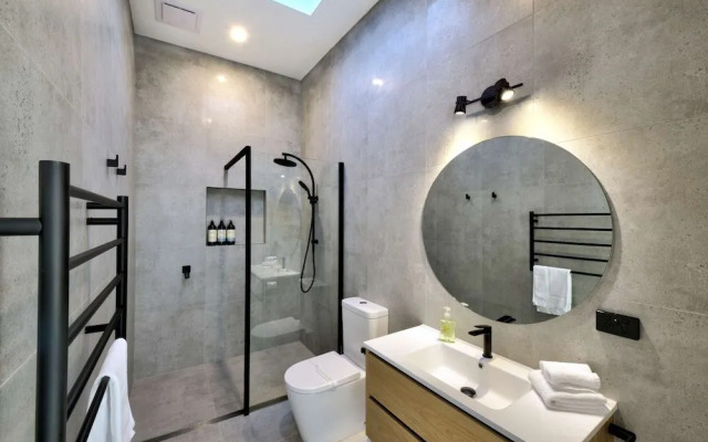 Freycinet Coastal Retreat