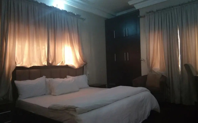 Jat Suites