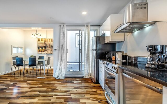 "stylish Townhome Dt Mtl Num01"