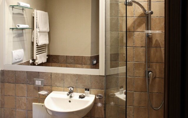 LHP Suite Rivisondoli