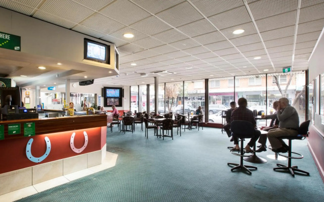 Greenacre Hotel