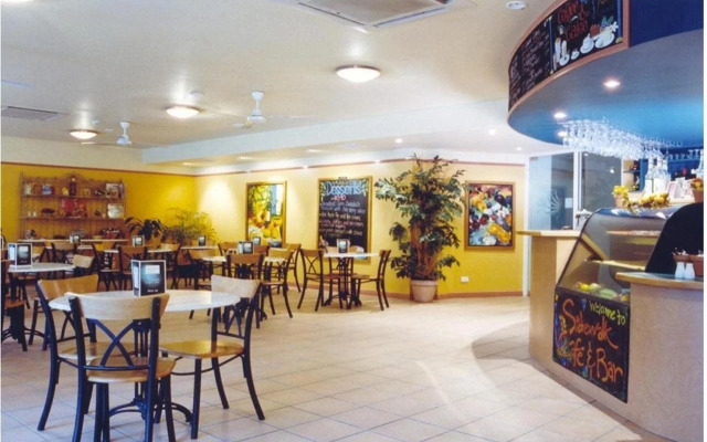 City Oasis Inn Townsville, SureStay Collection by BW