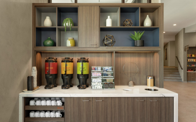 Home2 Suites By Hilton Minneapolis University Area