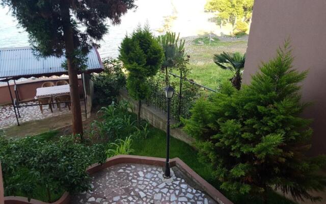 Yali Suite 2