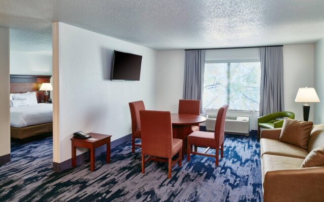 Fairfield Inn & Suites by Marriott Detroit Livonia