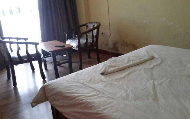 Roza Hotel