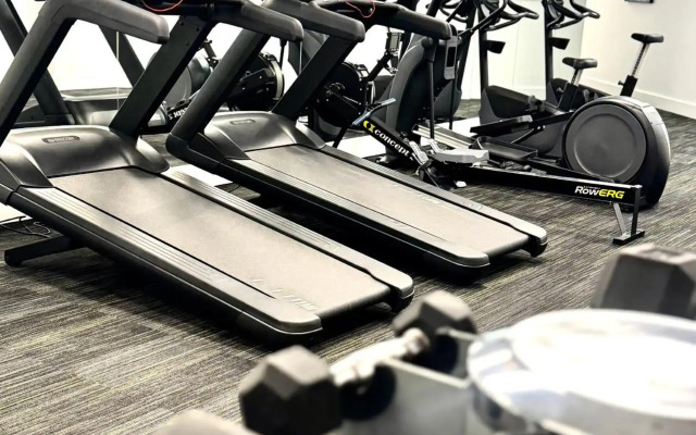 Crowne Plaza Surfers Paradise by IHG