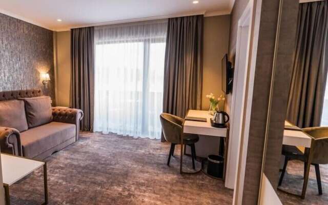 Hotel Aventus
