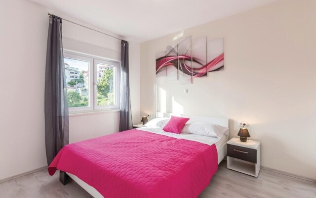 Nice Home in Podstrana With Wifi and 1 Bedrooms