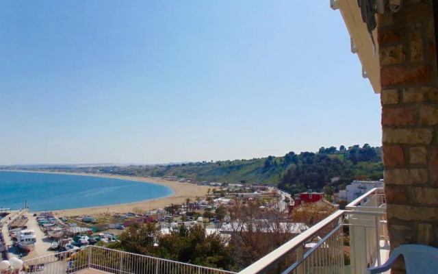 N19 - Numana, Prestigioso Quadrilocale Vista Mare