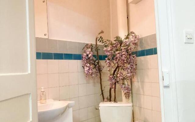 La Villa Victoria by Lakonik