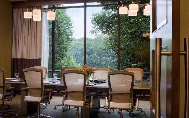 Merriweather Lakehouse, Autograph Collection